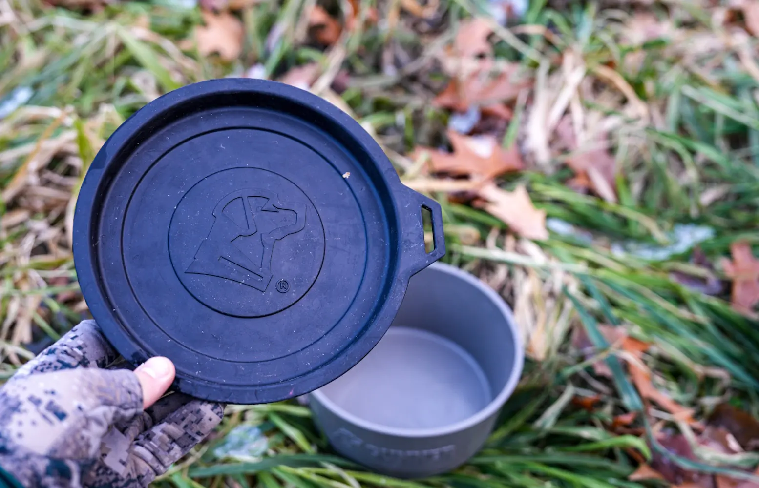 gunner dog bowl punchseal lid