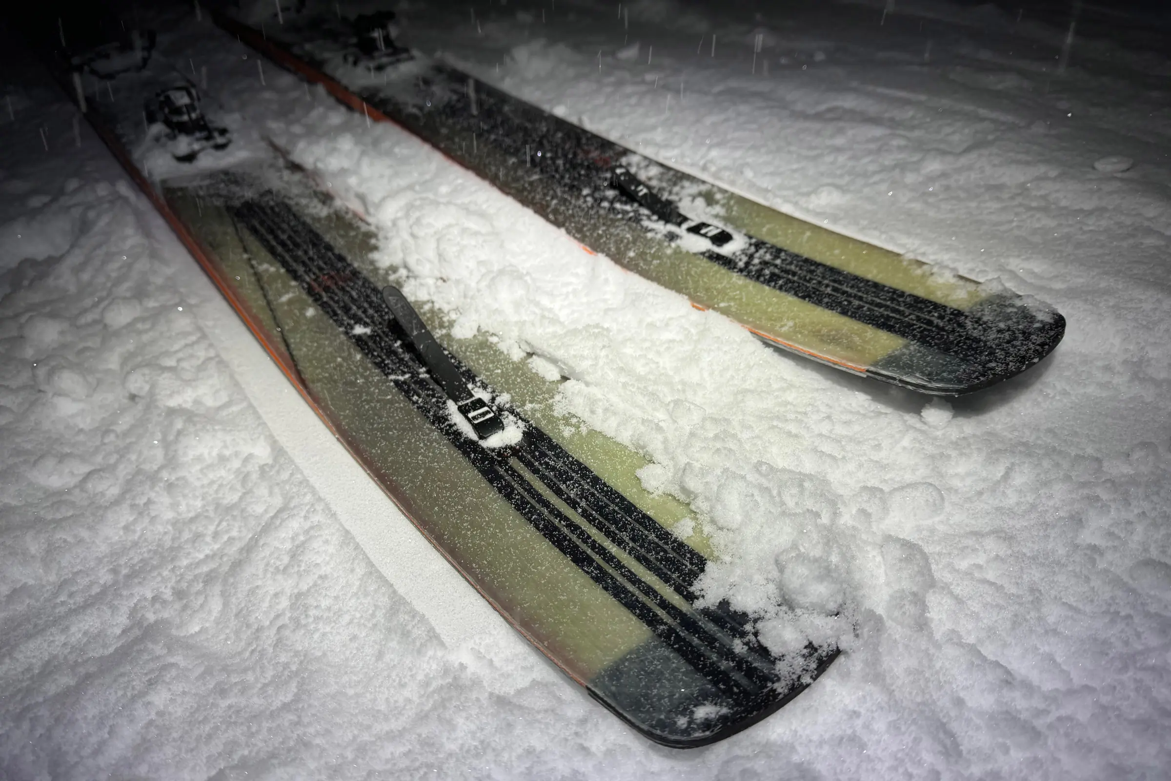 Liezel 　4 FRONT HOJI 178+pomoca free Hoji - All Mountain Powder Ski - 4FRNT Skis