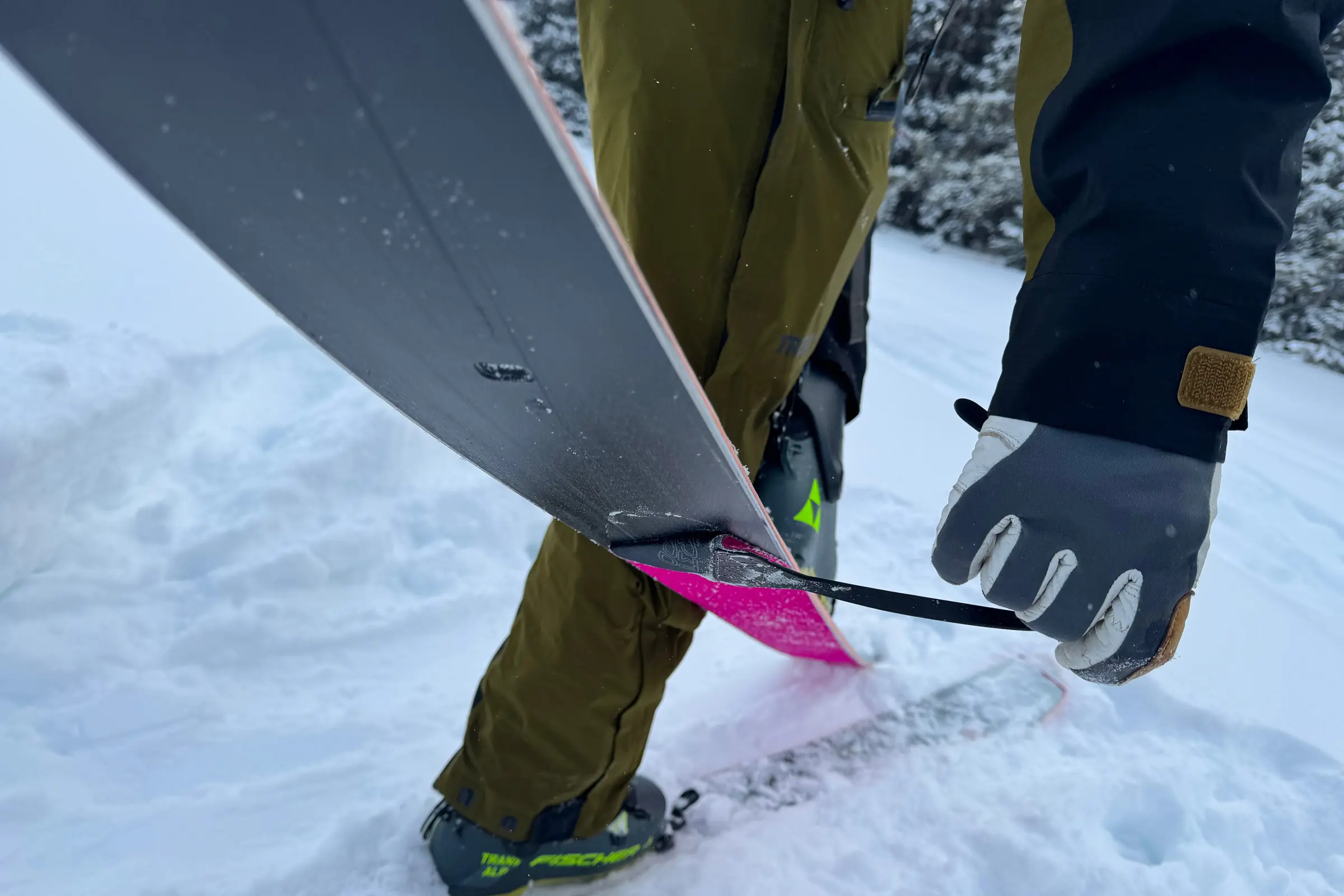 4FRNT Hoji Ski With 4-Lock Skin System Review