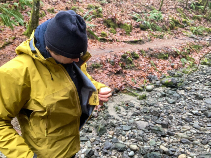 Arc'teryx Beta AR Jacket Pockets