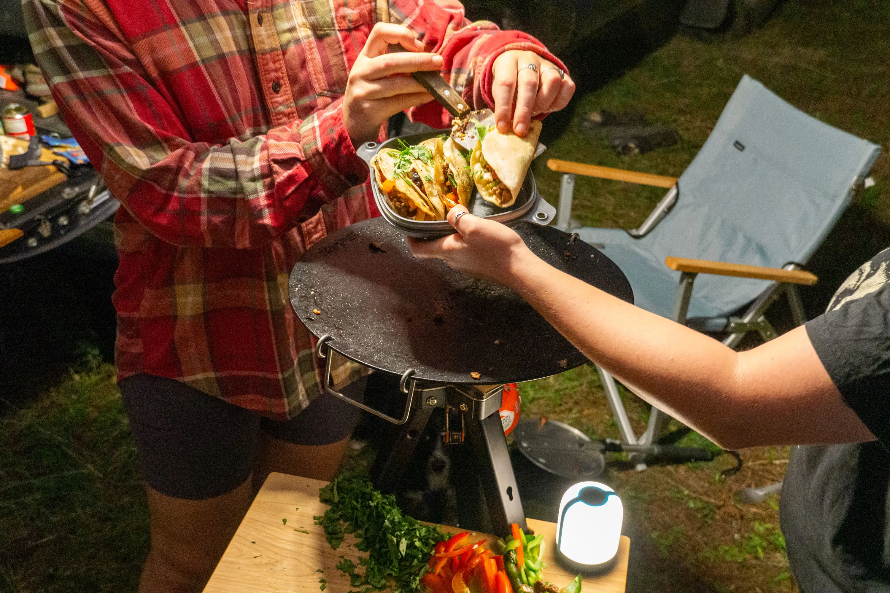 iKamper Discada Taco Serving