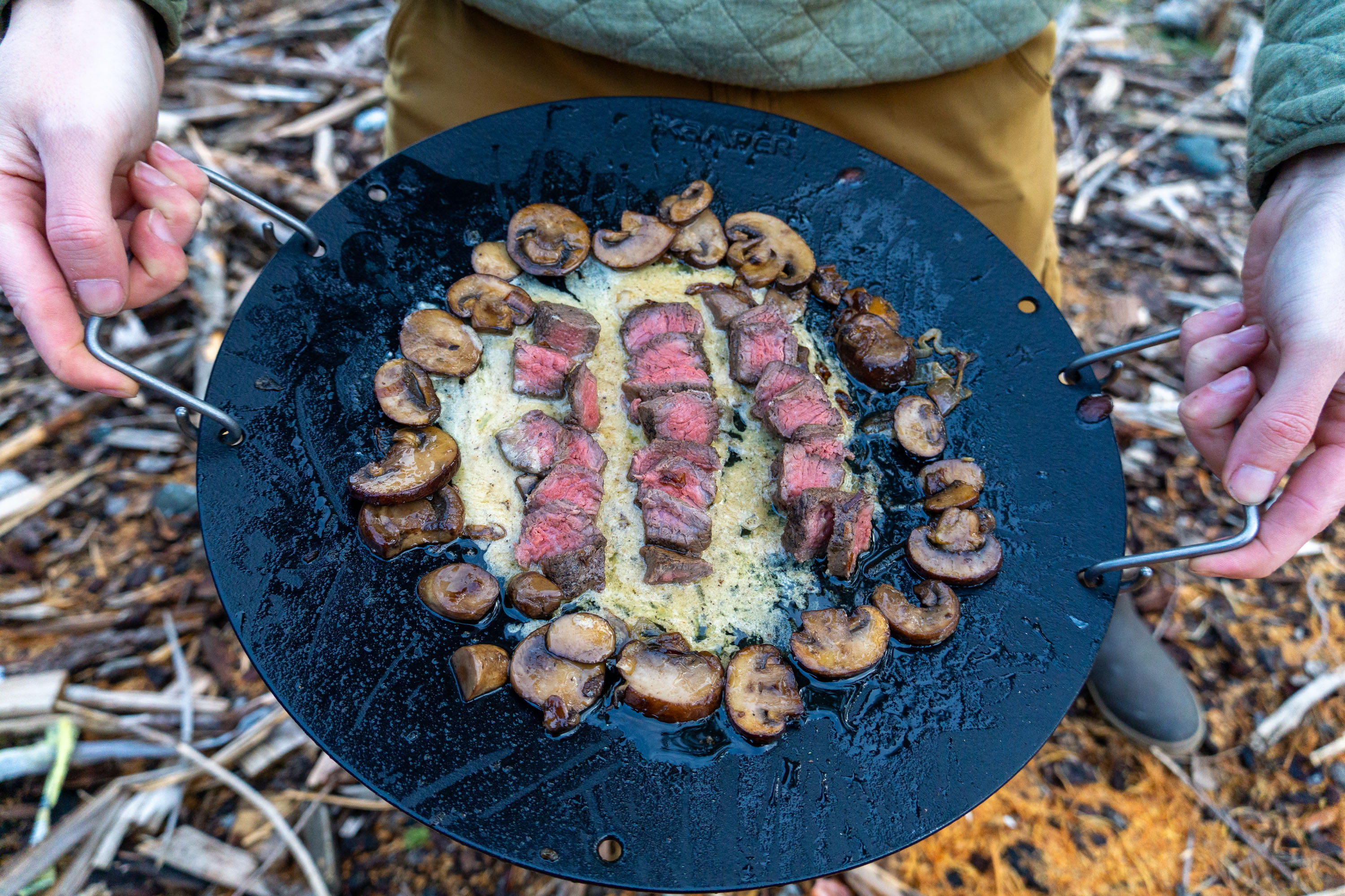 iKamper Disco — Steak au Poivre Presentation on camping skillet