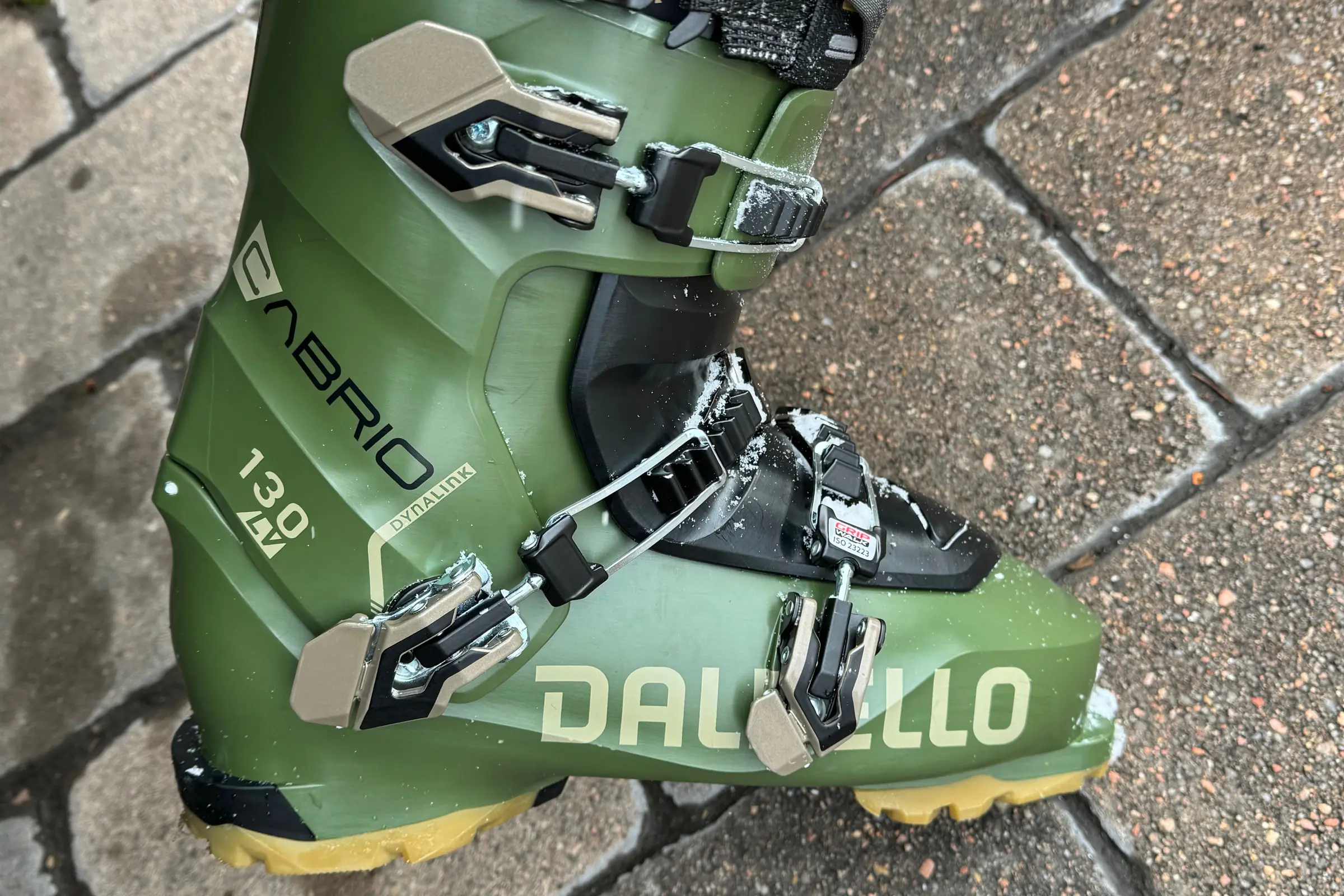 Dalbello Cabrio LV ski boots