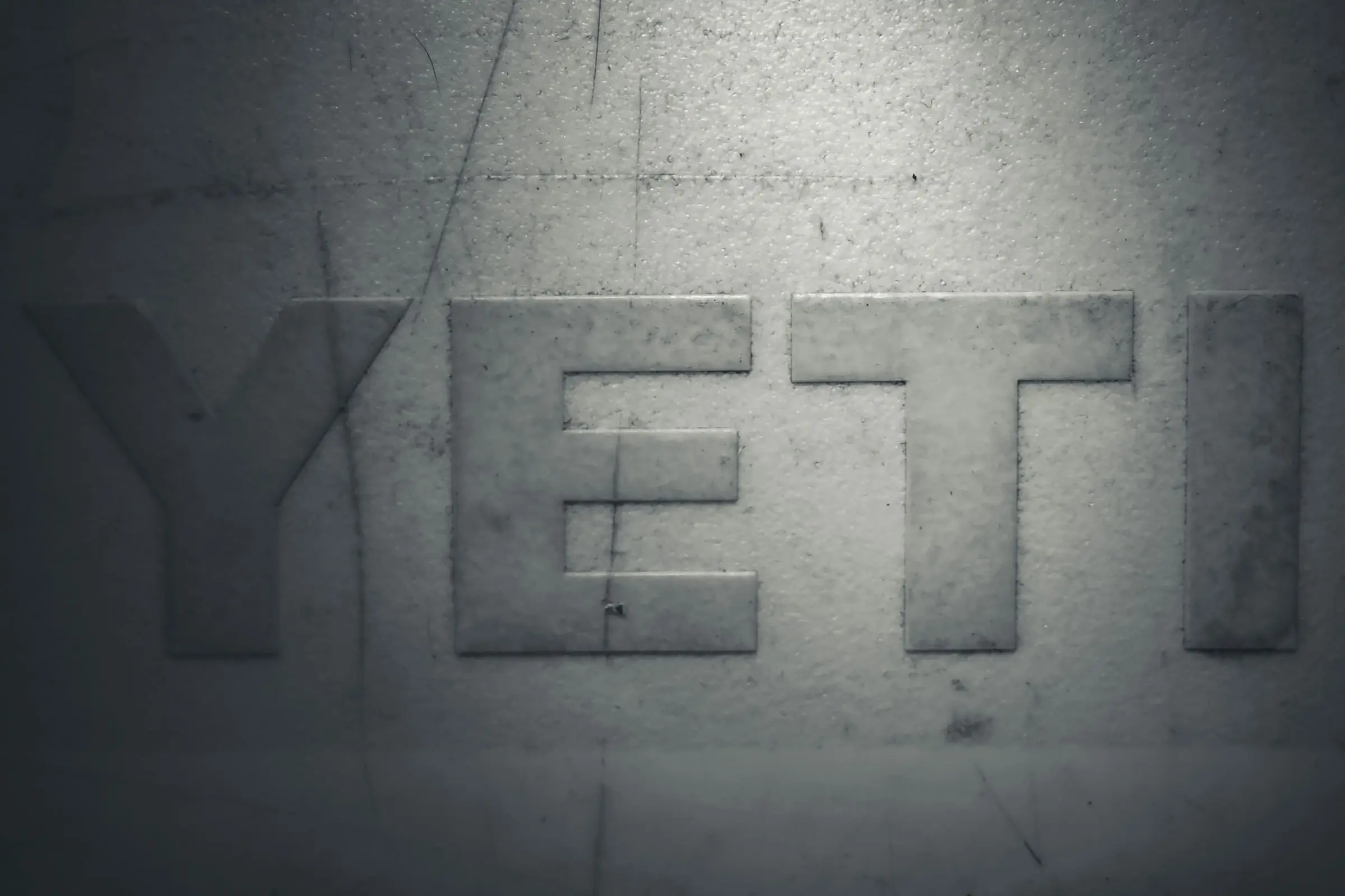 yeti logo grey
