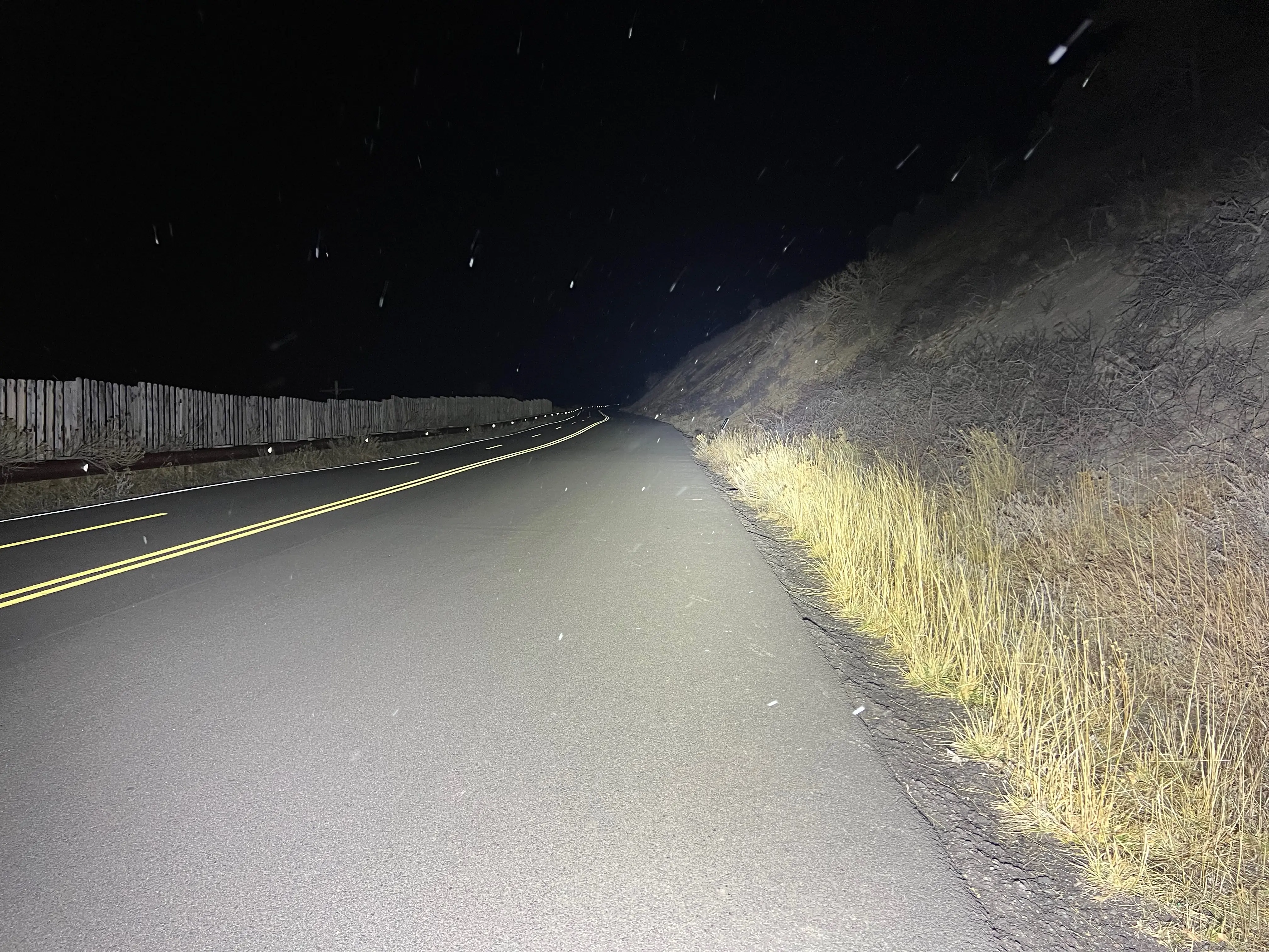 IMALENT SR32 lights a road and hillside on turbo mode
