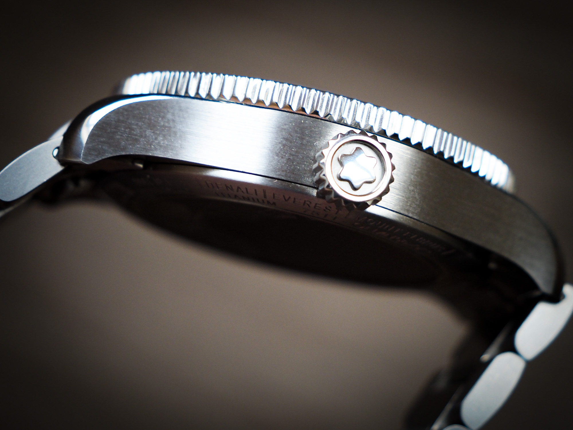 Montblanc 1885 Geosphere Crown