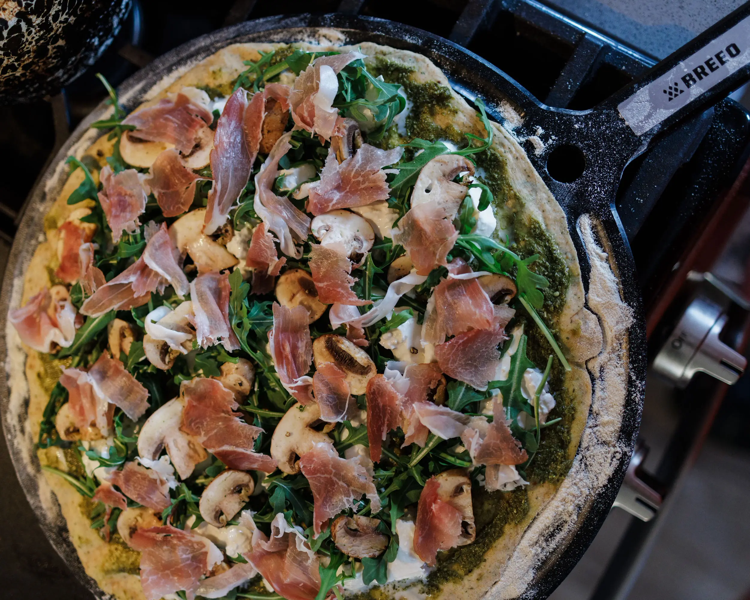 pizza on breeo pizza paddle