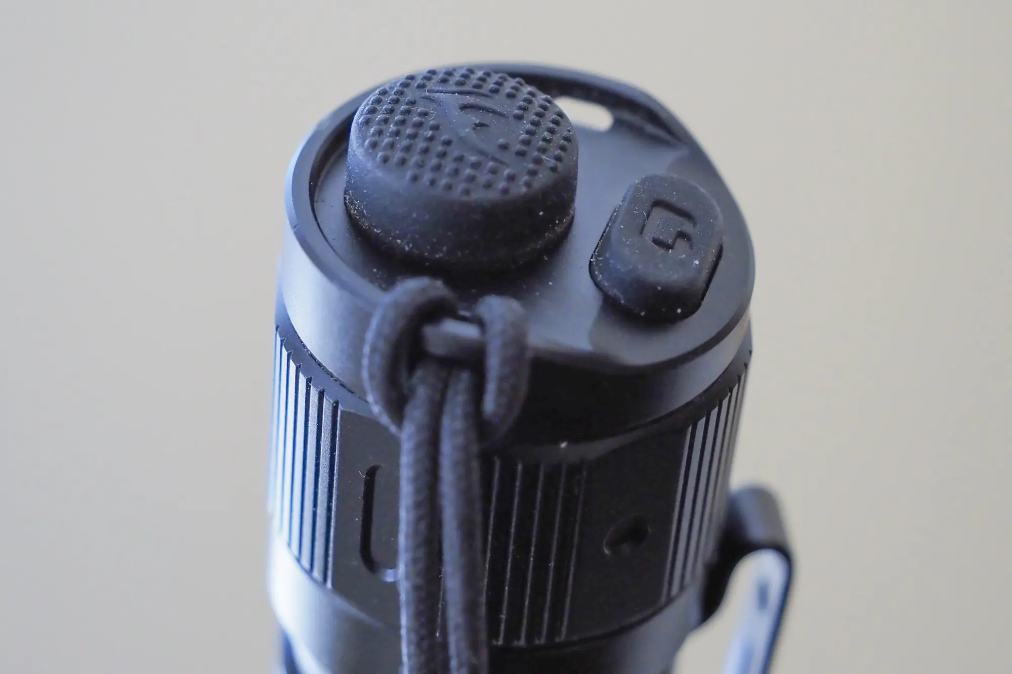 Fenix PD36 Pro tail switches