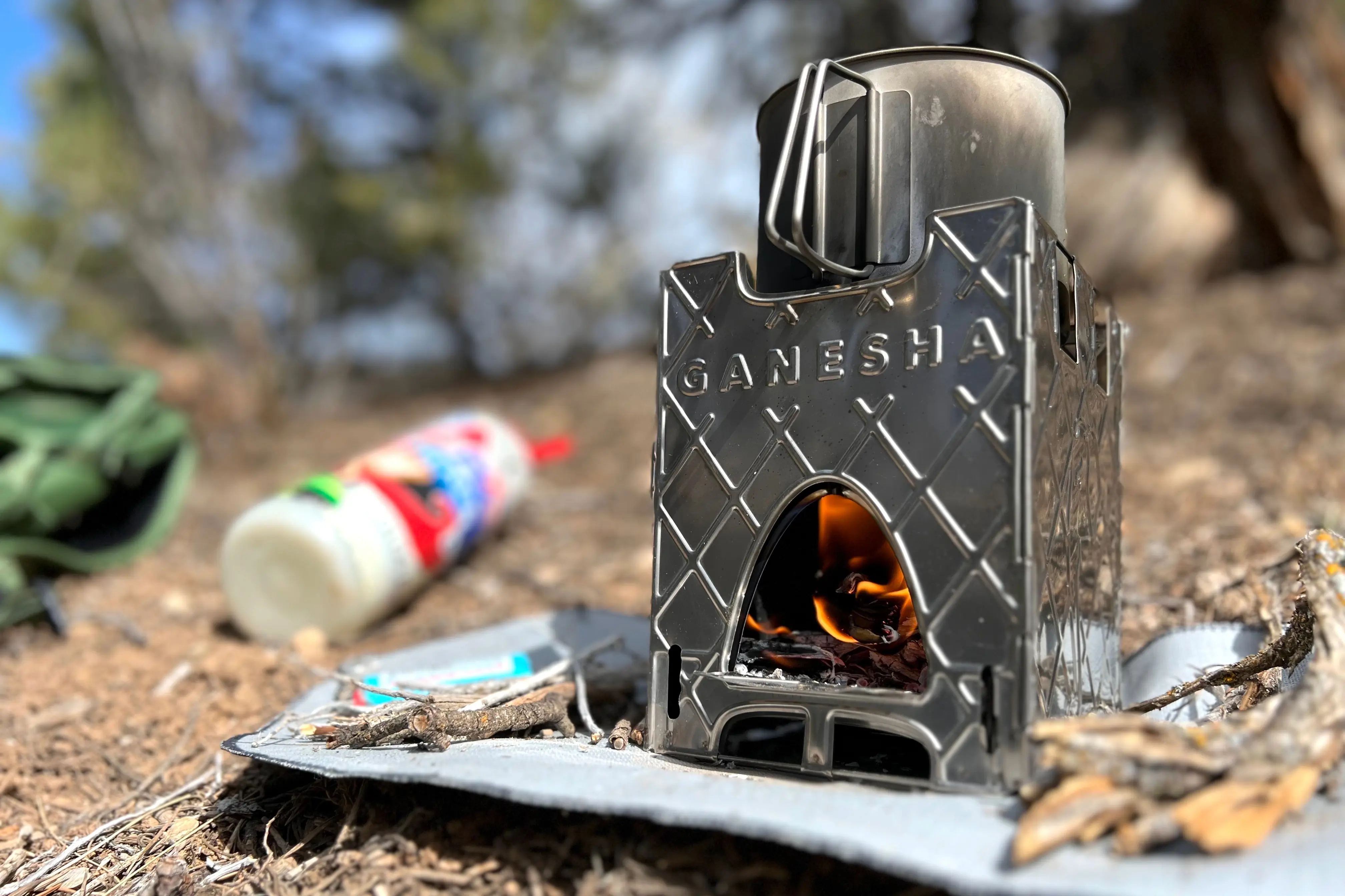 Ganesha Ultralight biofuel wood camp stove