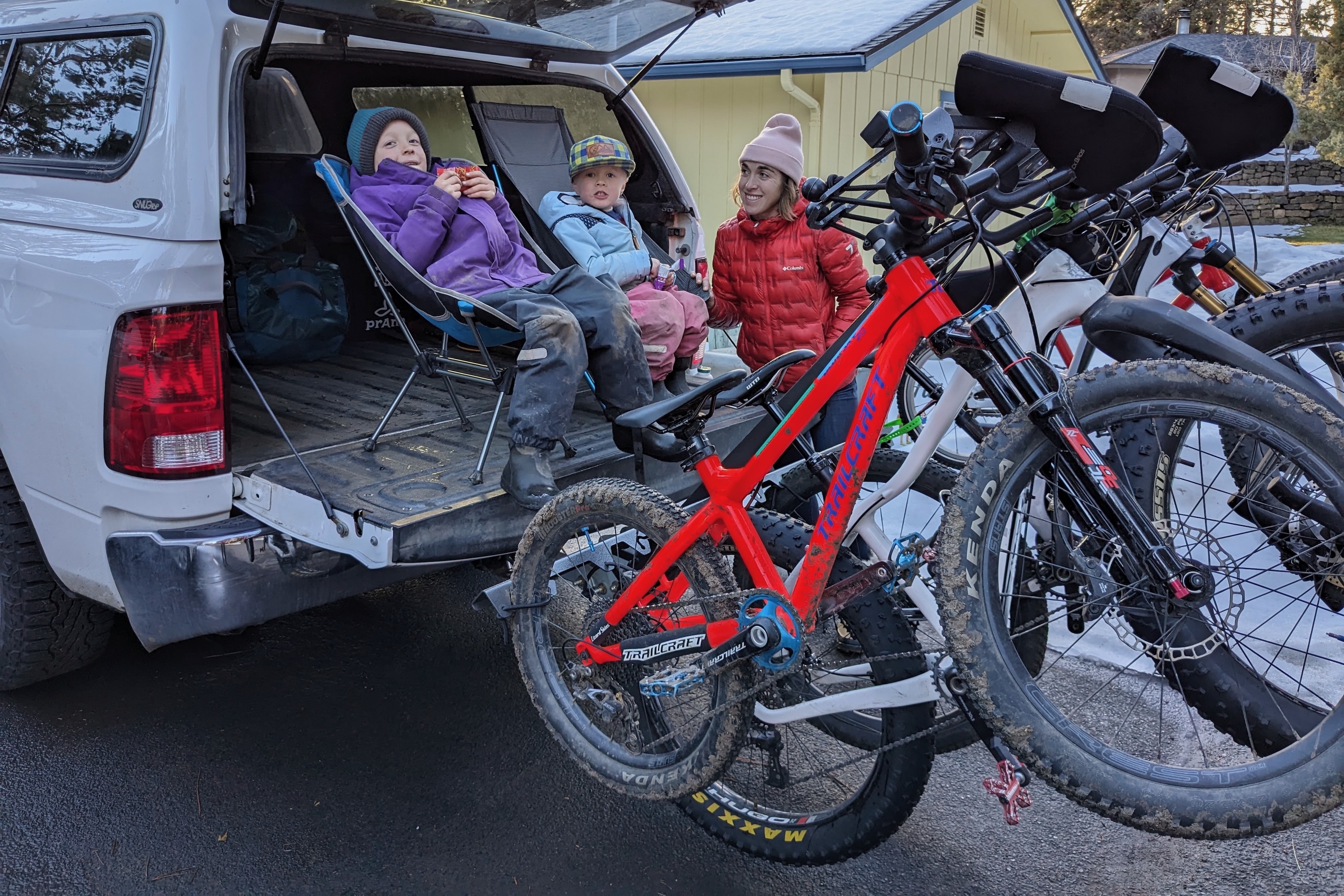 Using the tilt feature on the Lolo 6-Bike rack for better access to the rear of the vehicle