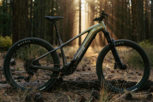 aventon ramblas e-mountain bike in forest