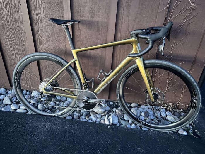 ENVE Fray endurance bike. Side view.