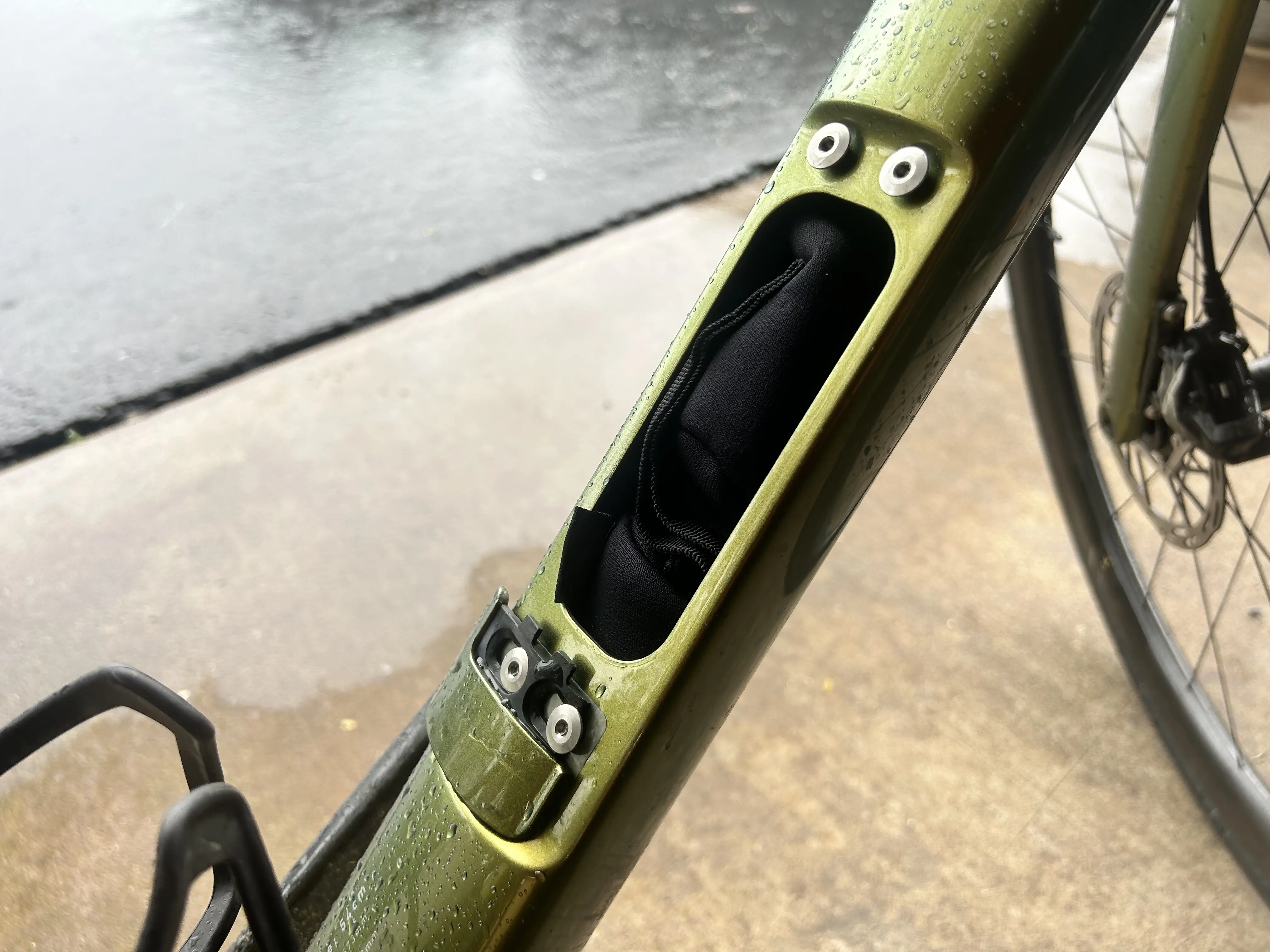 ENVE Fray endurance bike in frame storage detail  image.