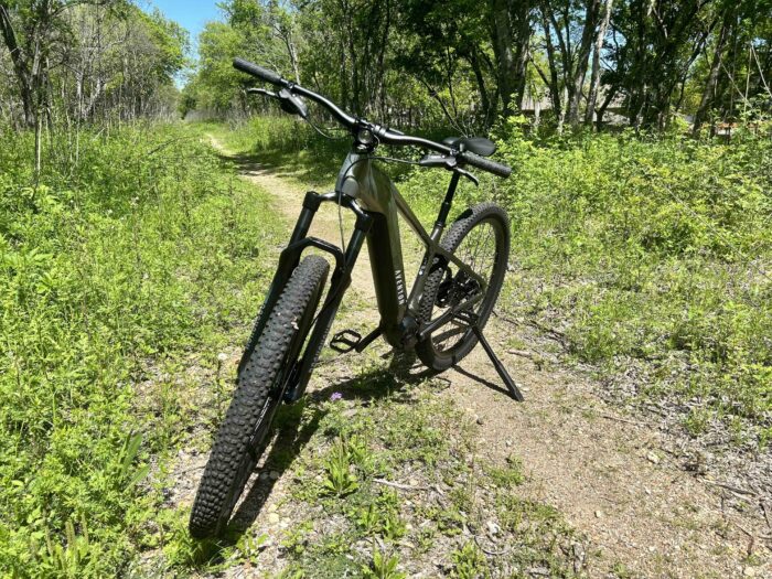 Aventon Ramblas e-MTB. Front view.