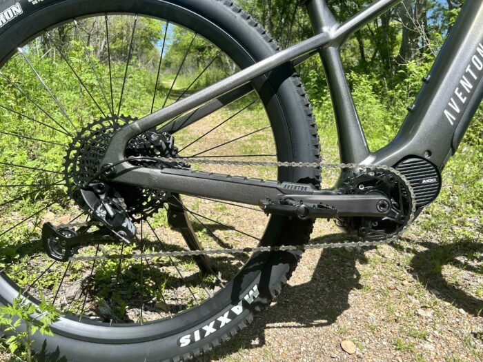 Aventon Ramblas e-MTB SRAM NX Eagle drivetrain.