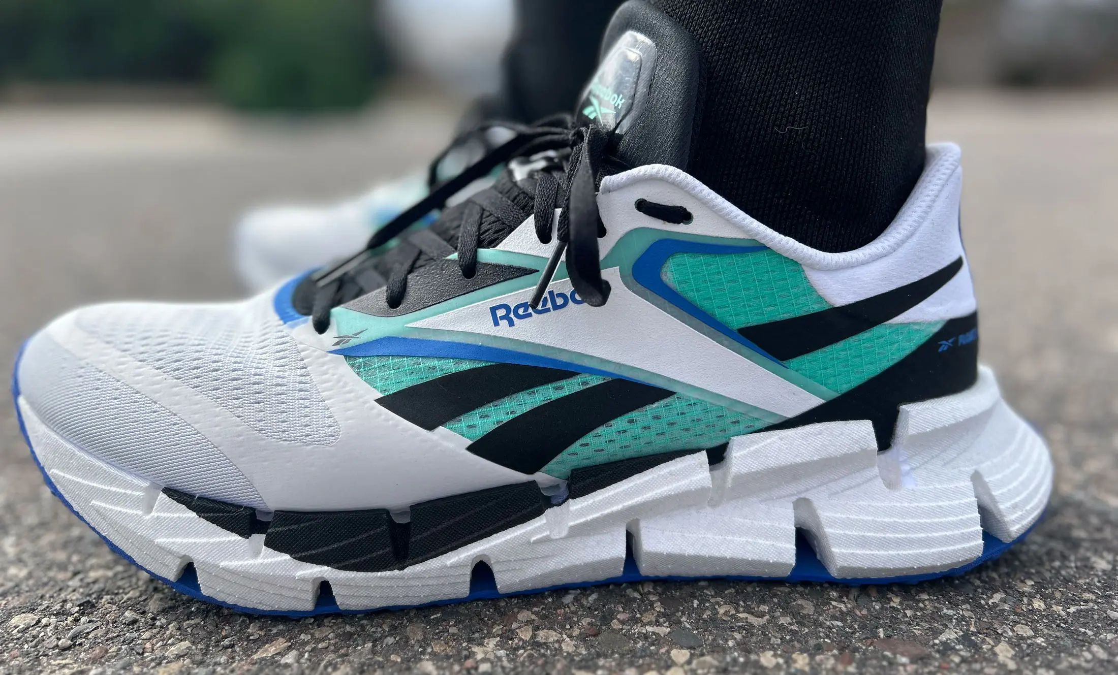 reebok floatzig 1 running shoes profile outside