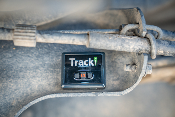 gps tracker under vehicle