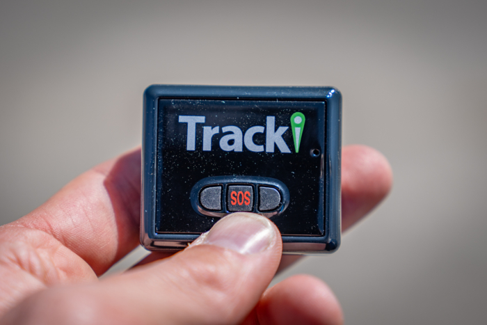 SOS button on gps tracking device