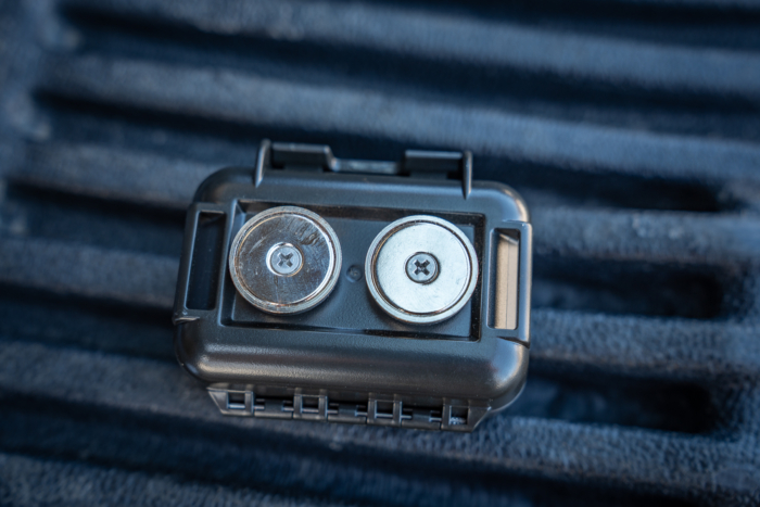 magnets on backside of tracker