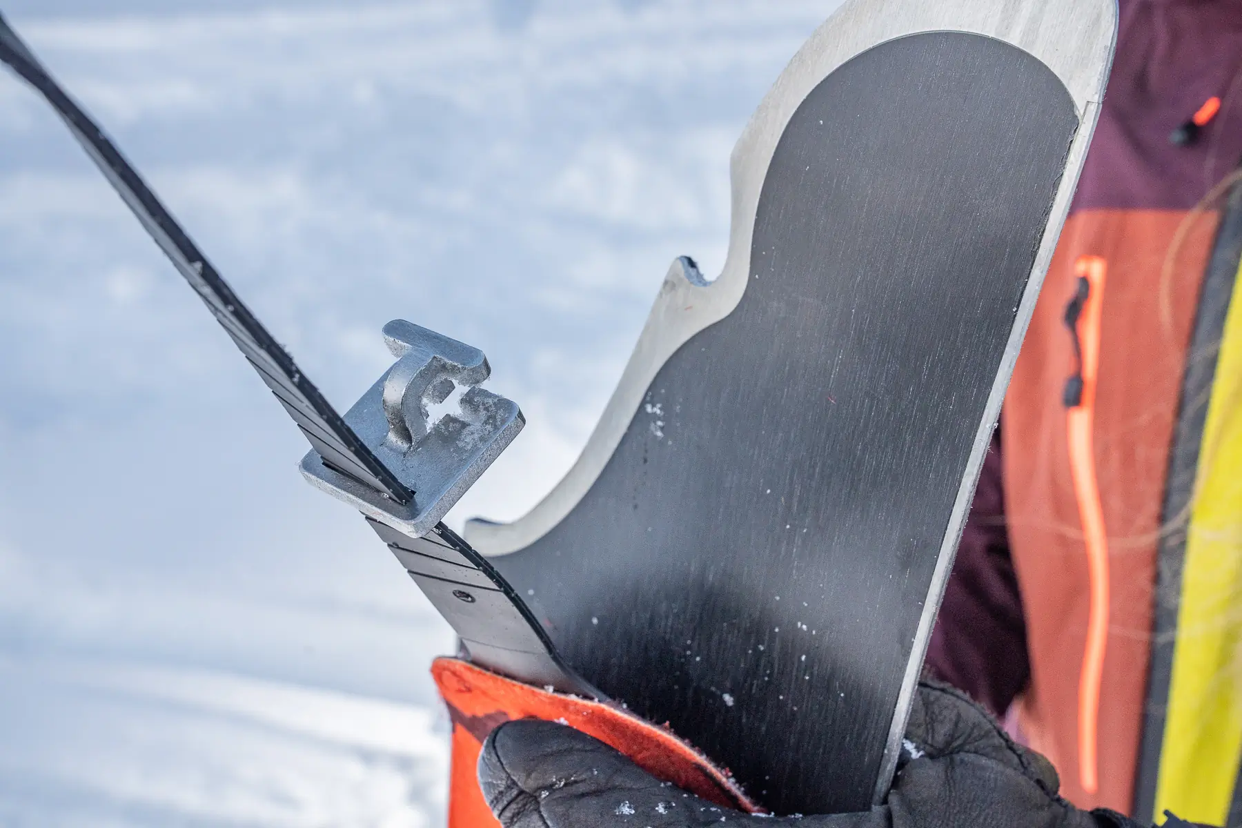 the tail clip of a skin