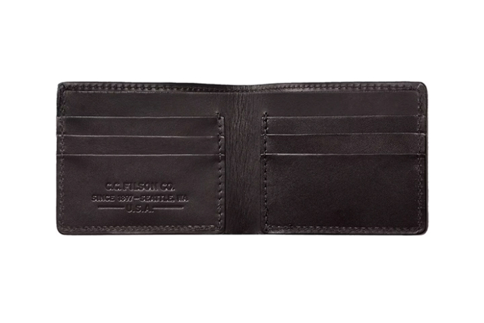 Filson Bridle Leather Bi Fold Wallet-720x480