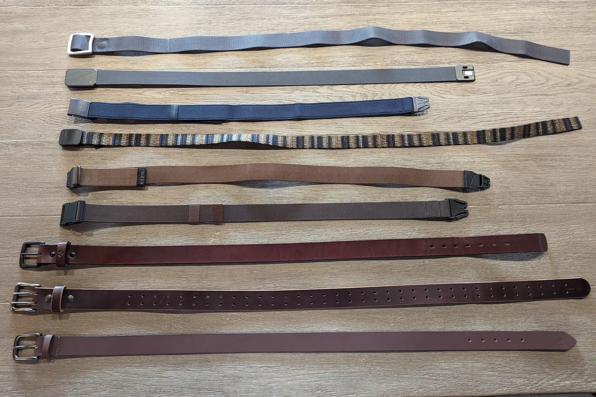 A look at all of the mens belts we tested to compare their sizes