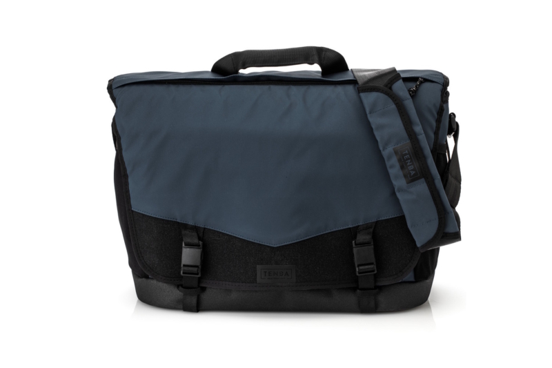 Tenba DNA 16 PRO Messenger Bag