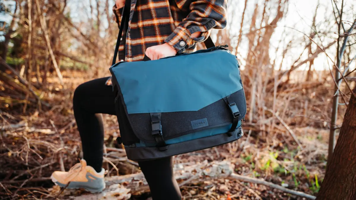 Where Should My Messenger Bag Sit: Ultimate Comfort & Style Guide