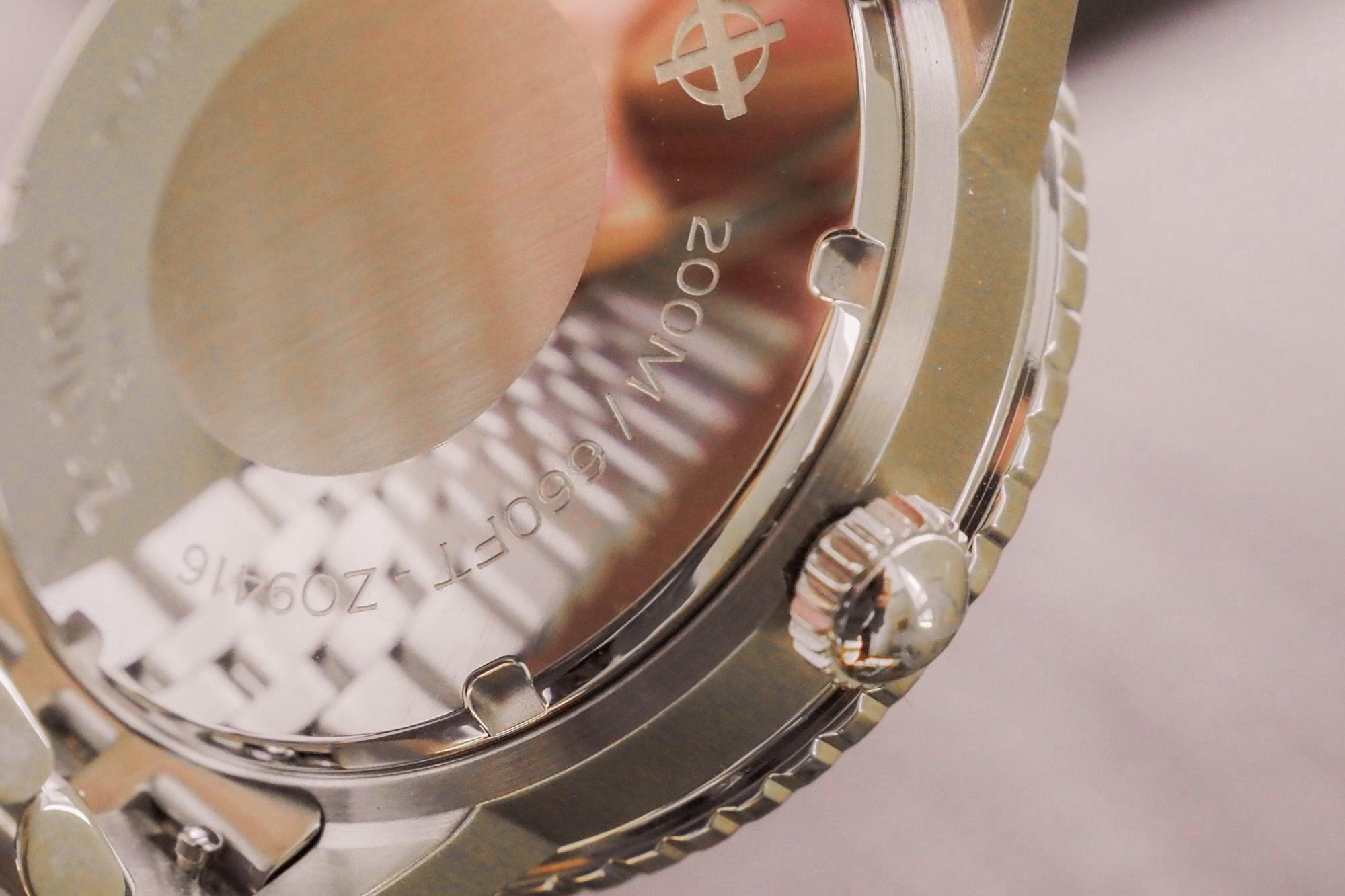 Zodiac Super Sea Wolf GMT case back