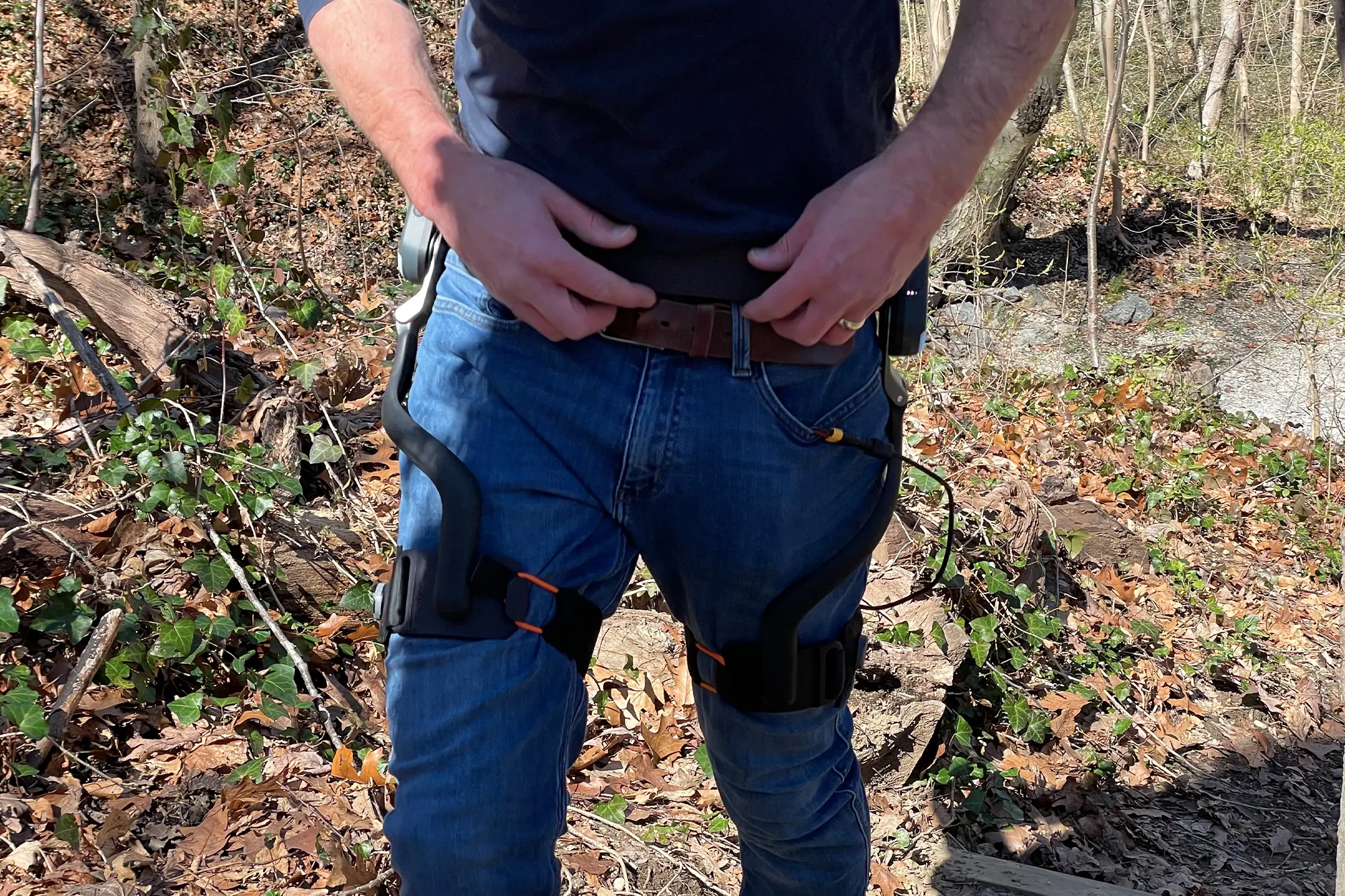 adjusting dnsys x1 exoskeleton leg lifter