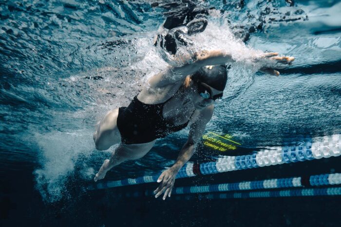 form smart swim goggles