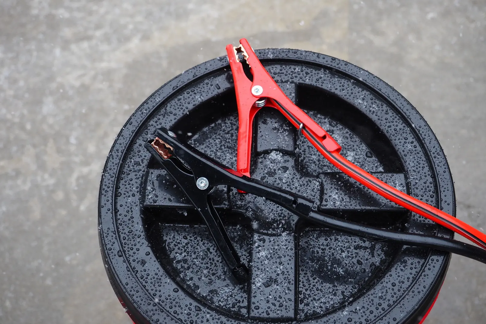 set of vehicle jumper cables