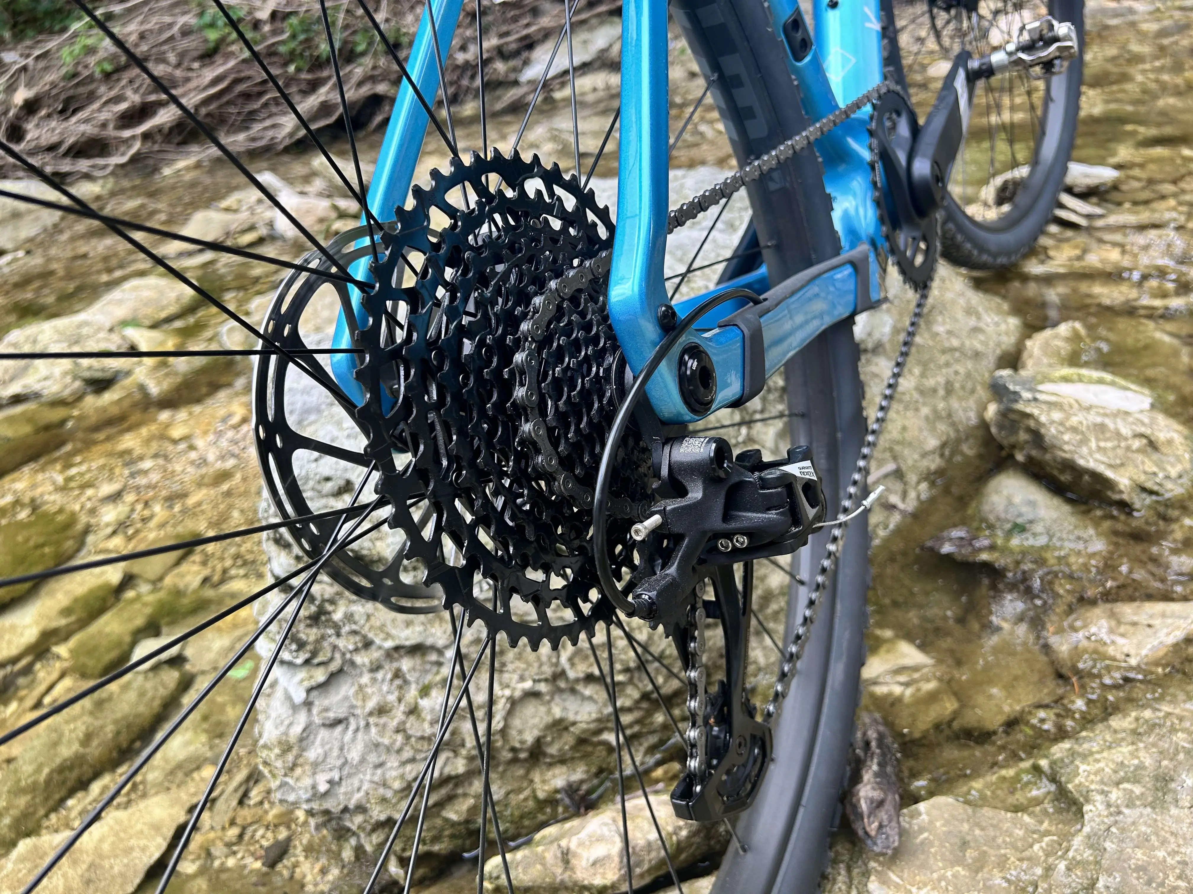 Kona Ouroboros rear cassette detail image.