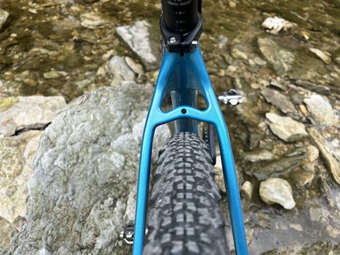 Kona Ouroboros rear tire clearance detail image.