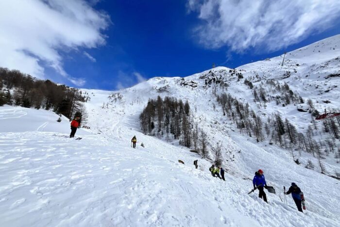 zermatt avalanche rescue