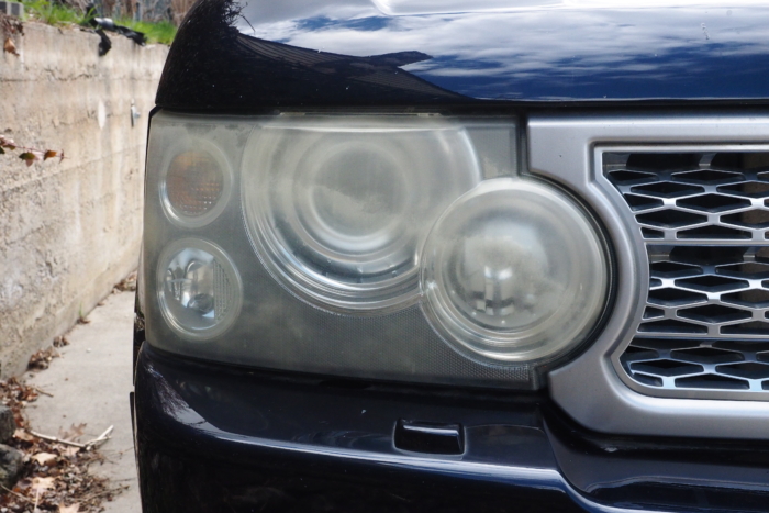 dirty headlight
