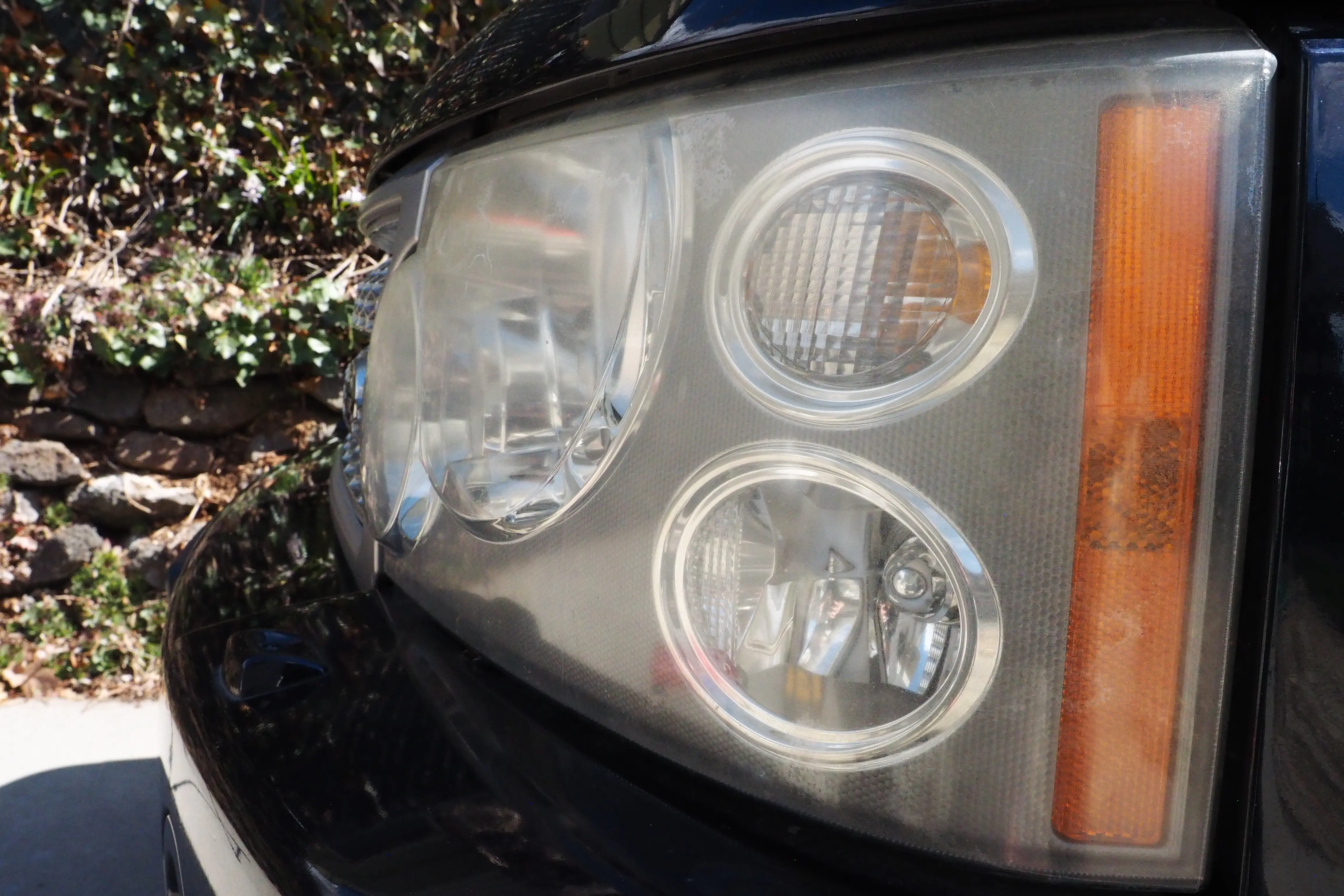 dirty headlight 