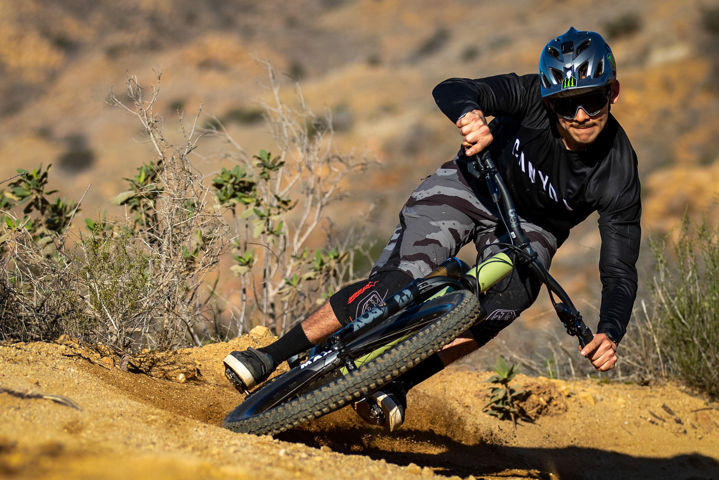 2022 Canyon Spectral 125 leaned over in a turn