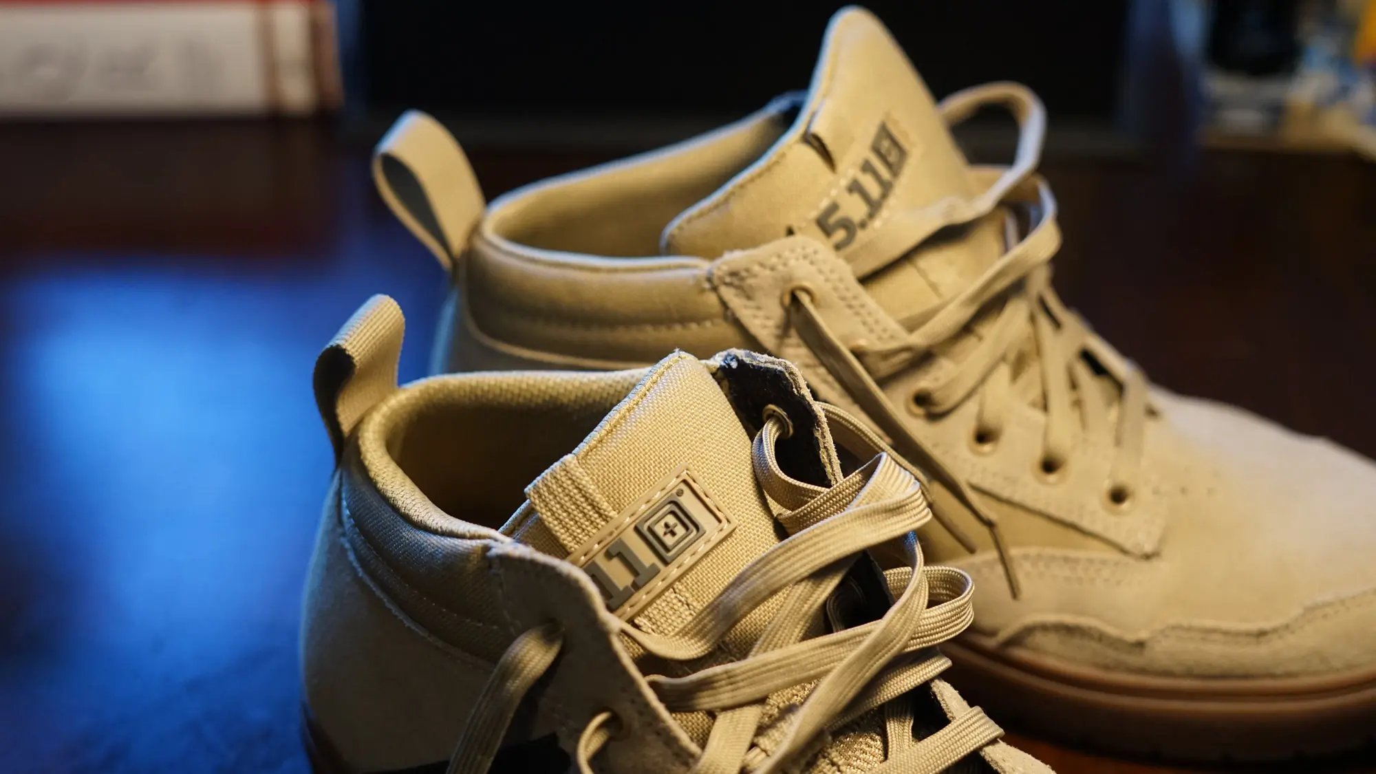 gj-bg-travel-shoes-511-mcclain-detail