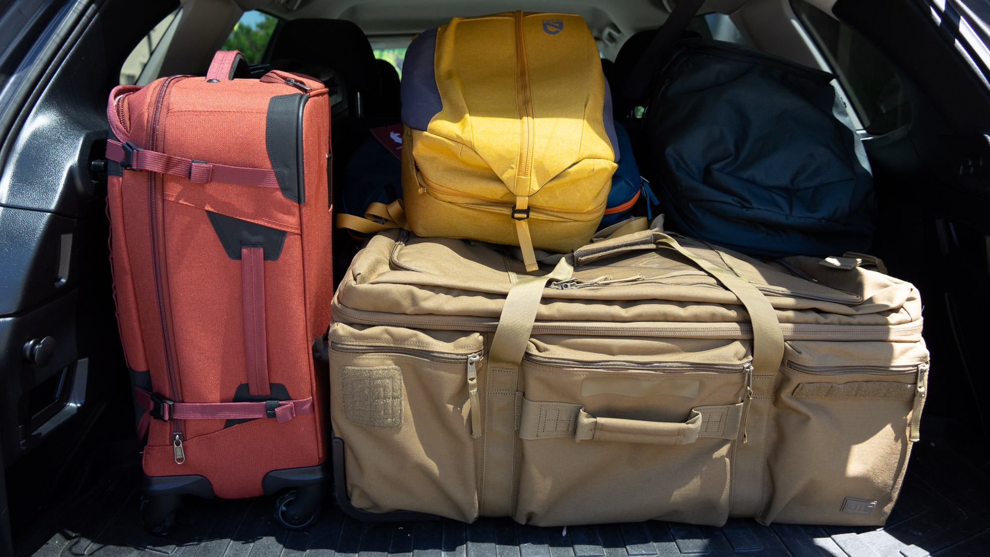 GJBG Best Suitcases Featured Image