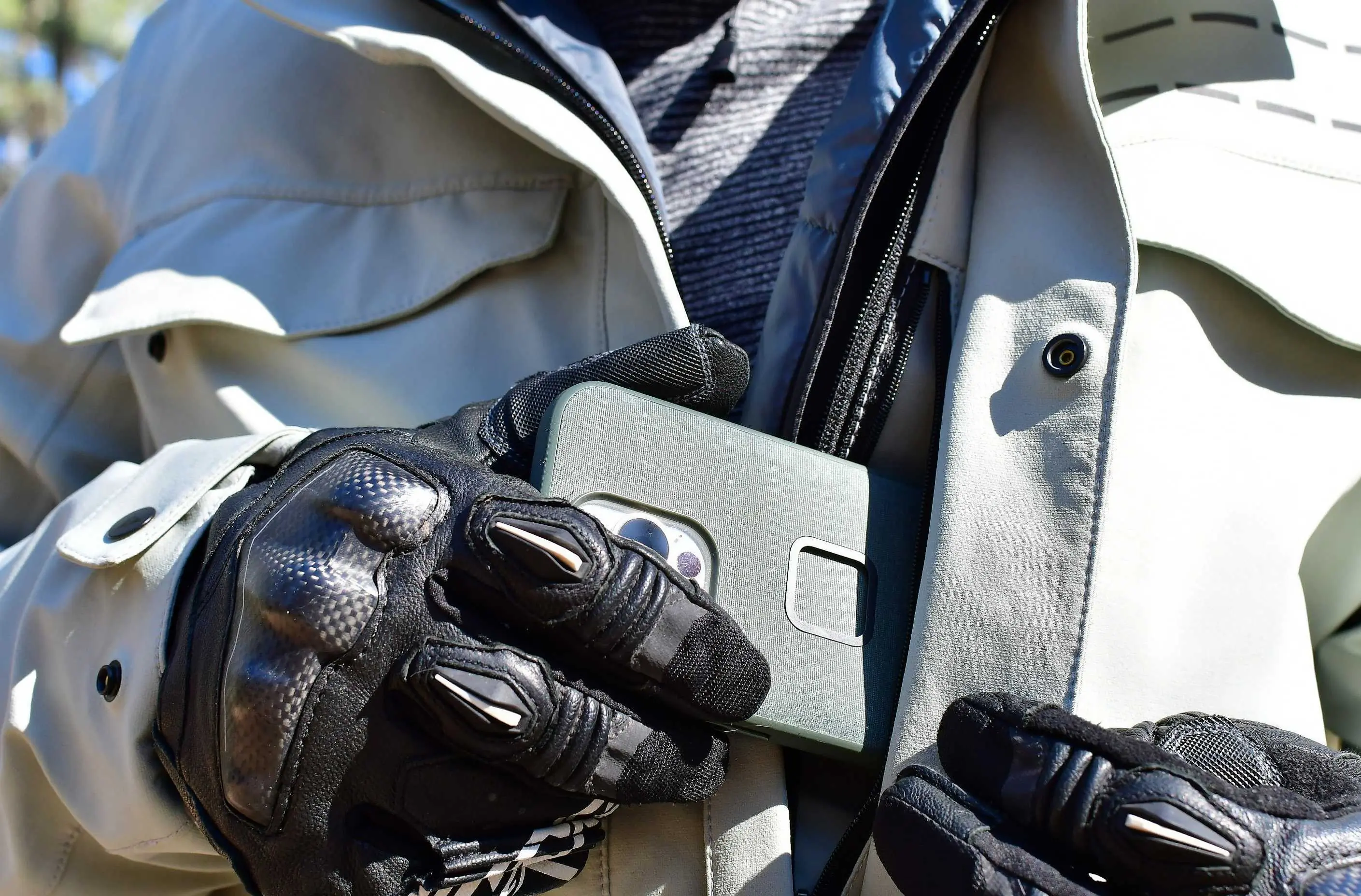 integrated pocket on motorcycle jacket 