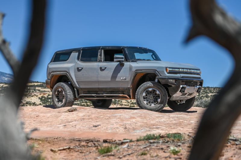 2024 GMC Hummer EV SUV 3L With Extreme Off-Road Package