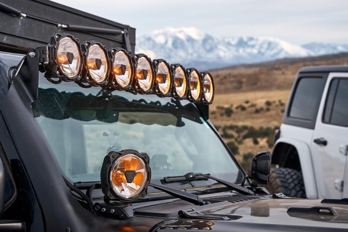 Gravity-Titan led lights