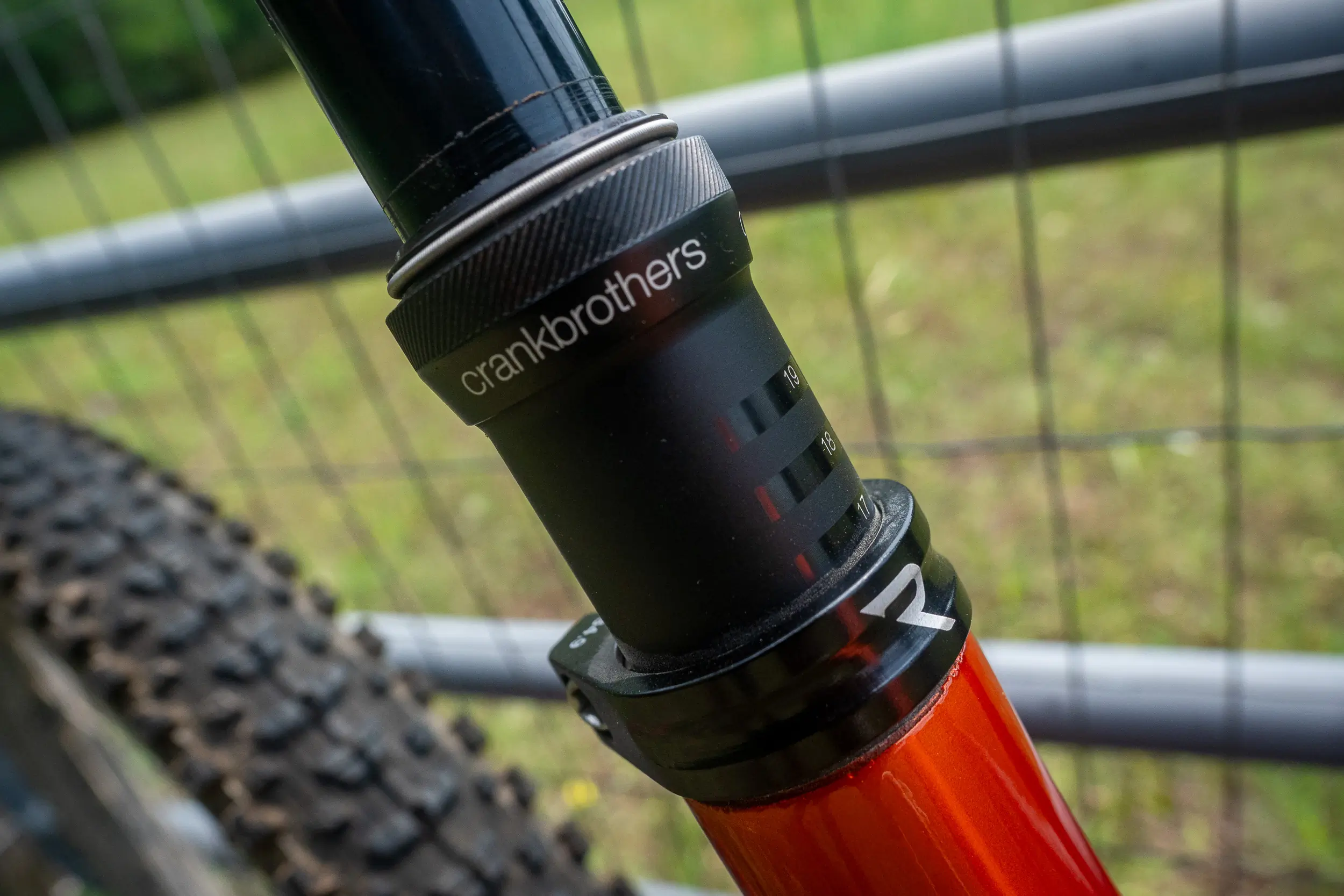 Crank Brothers Highline 7 dropper post