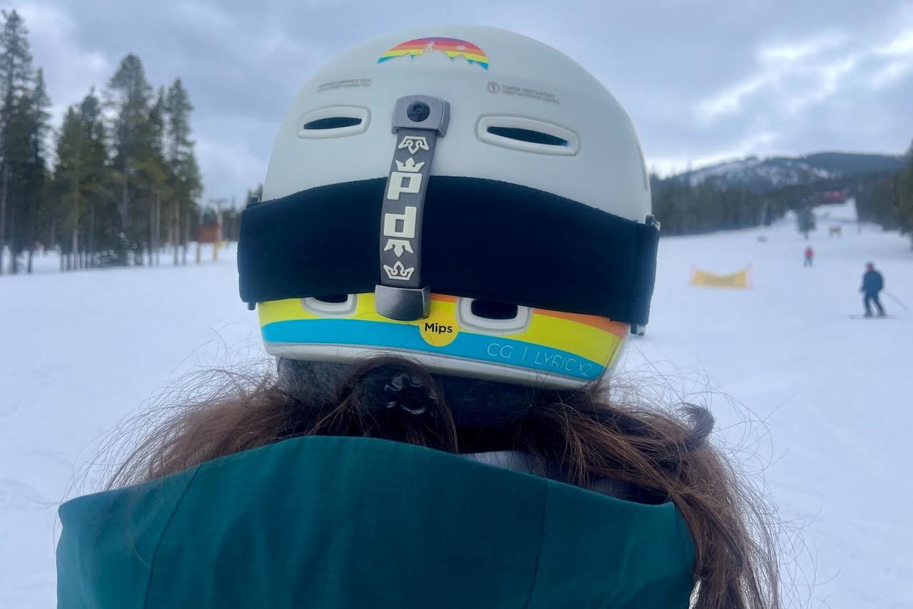 close up of the goggle retainer pret lyric x2 helmet