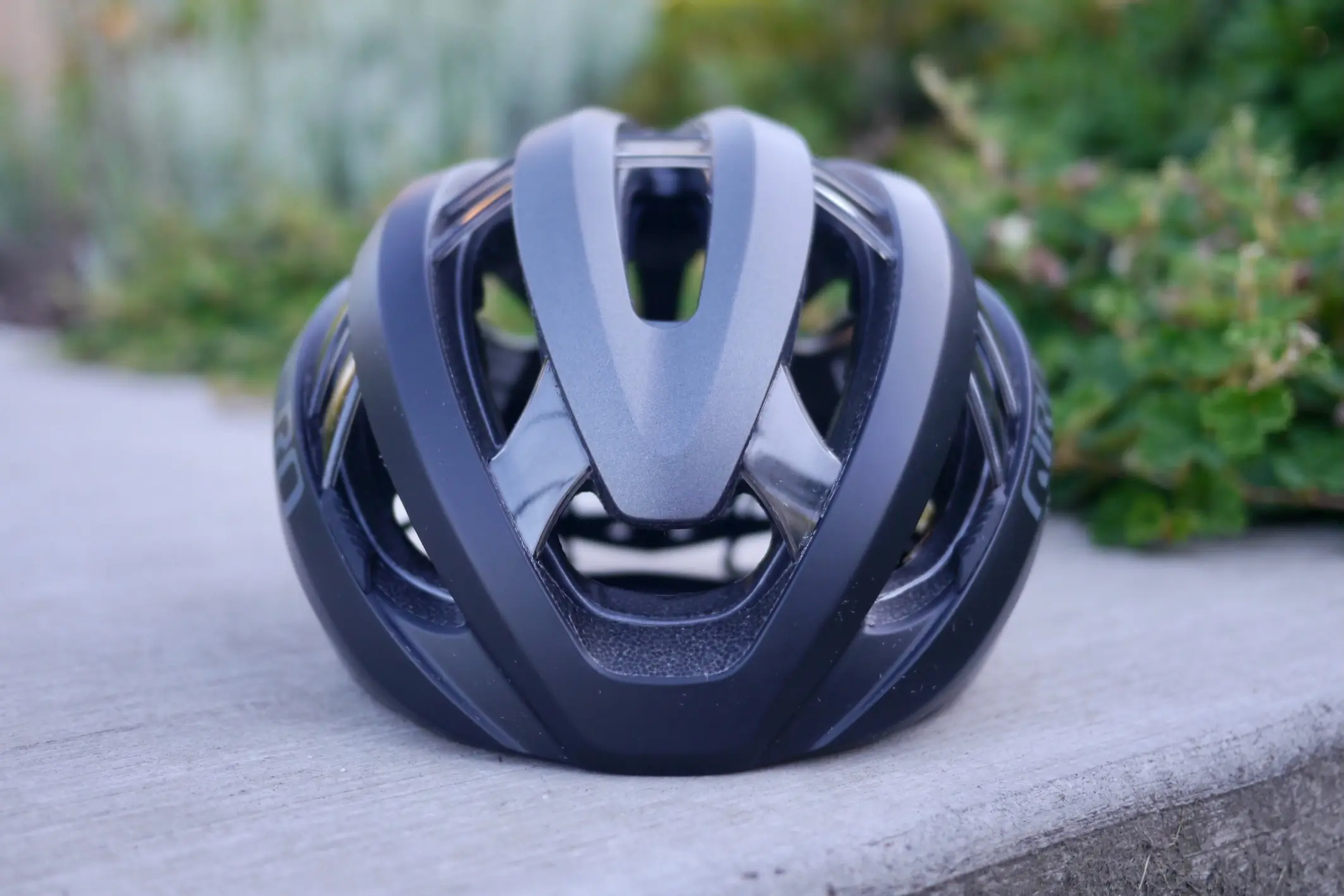 A look at the ventilation of the Giro Aries Spherical road bike helmet