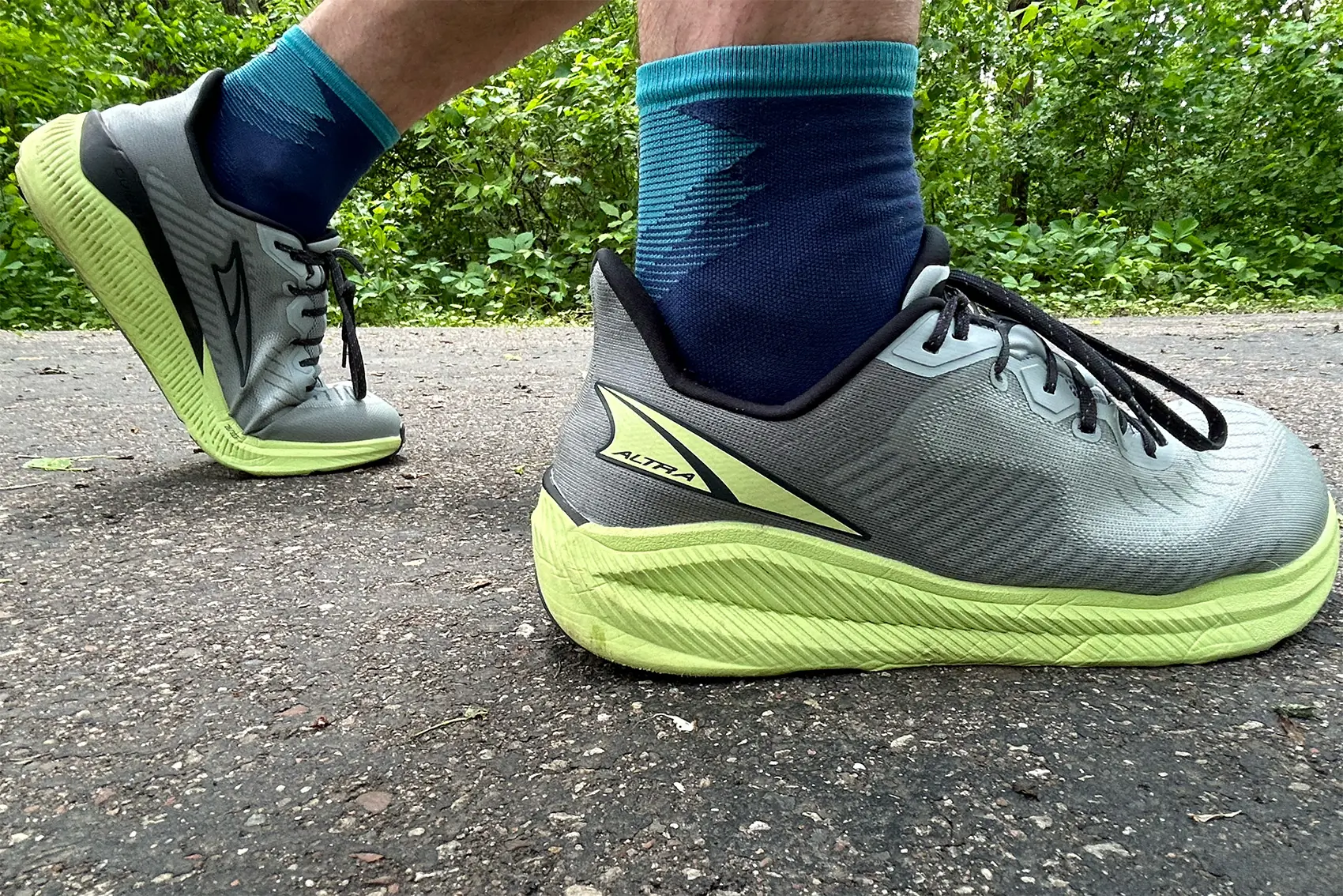 altra experience form running shoe