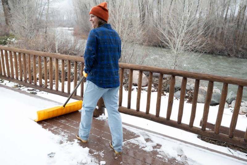 Cozy, Durable, Sustainably Made: Patagonia Women’s Fjord Flannel Review