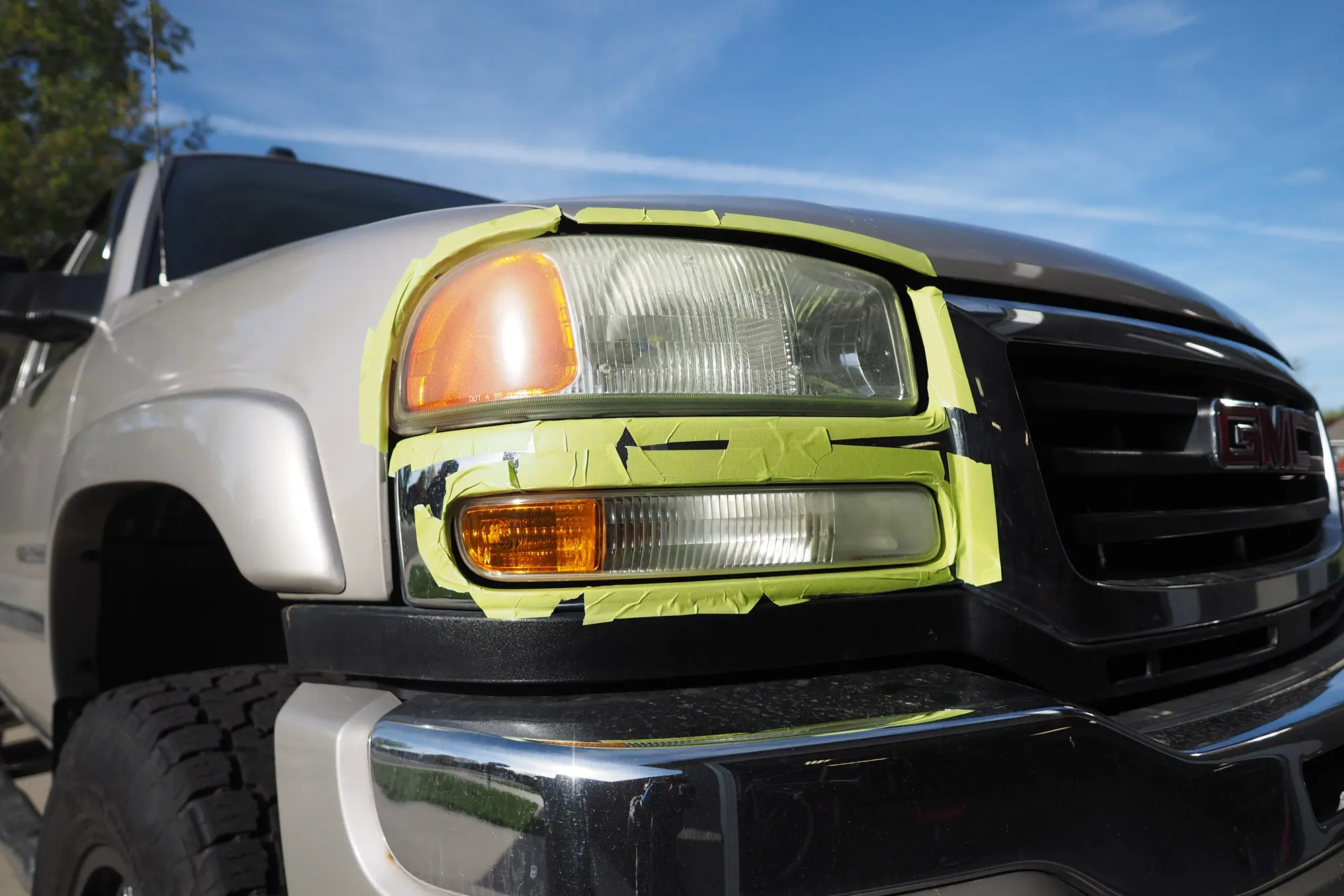 taped off headlights 