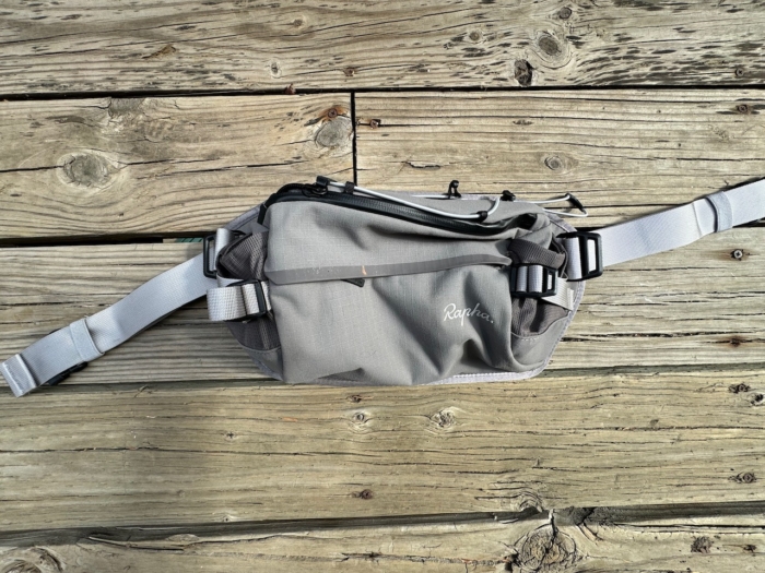 close up rapha mtb trail hip pack